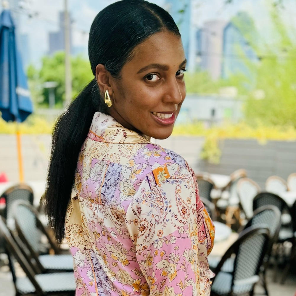 Meet your Posher, Pisamai